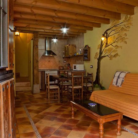 La Casa Del Kender Villa Casas del Abad Luaran gambar